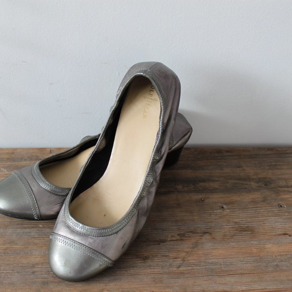 Cole Haan Women's Ballet Flats with Nike sole - Picture 3 of 6